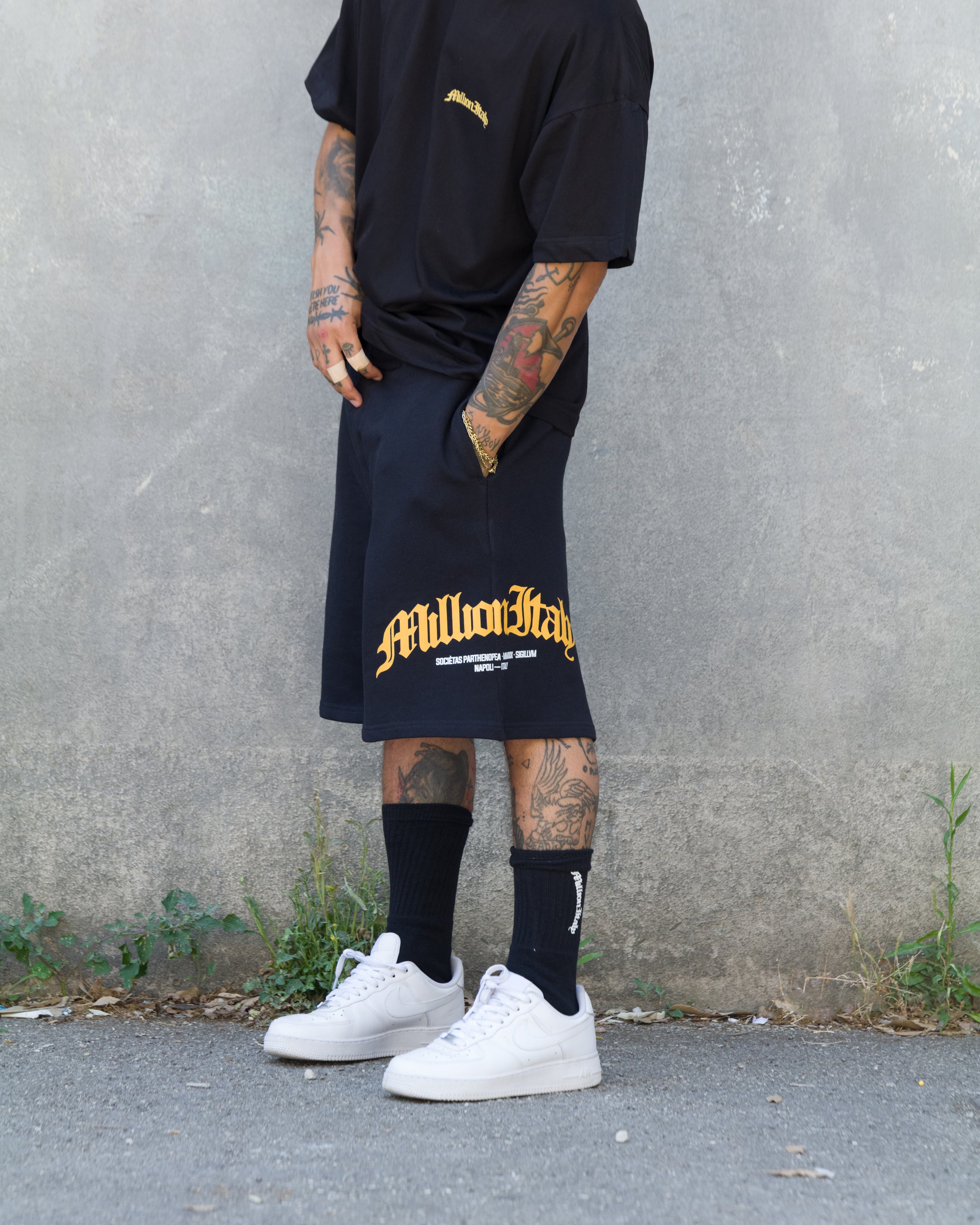 Pantalones Cortos Negros Logo Arco