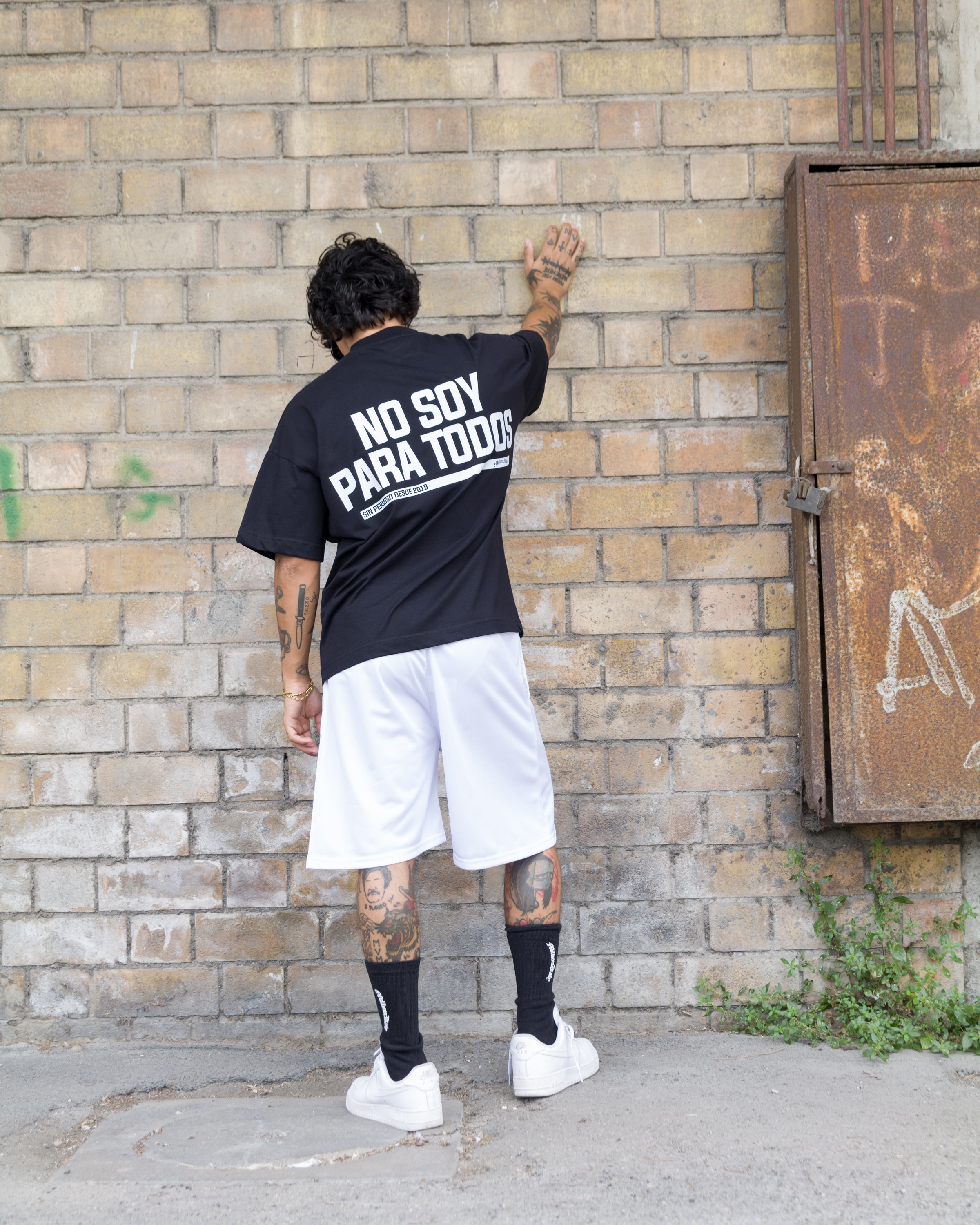Camiseta Para Todos Negra