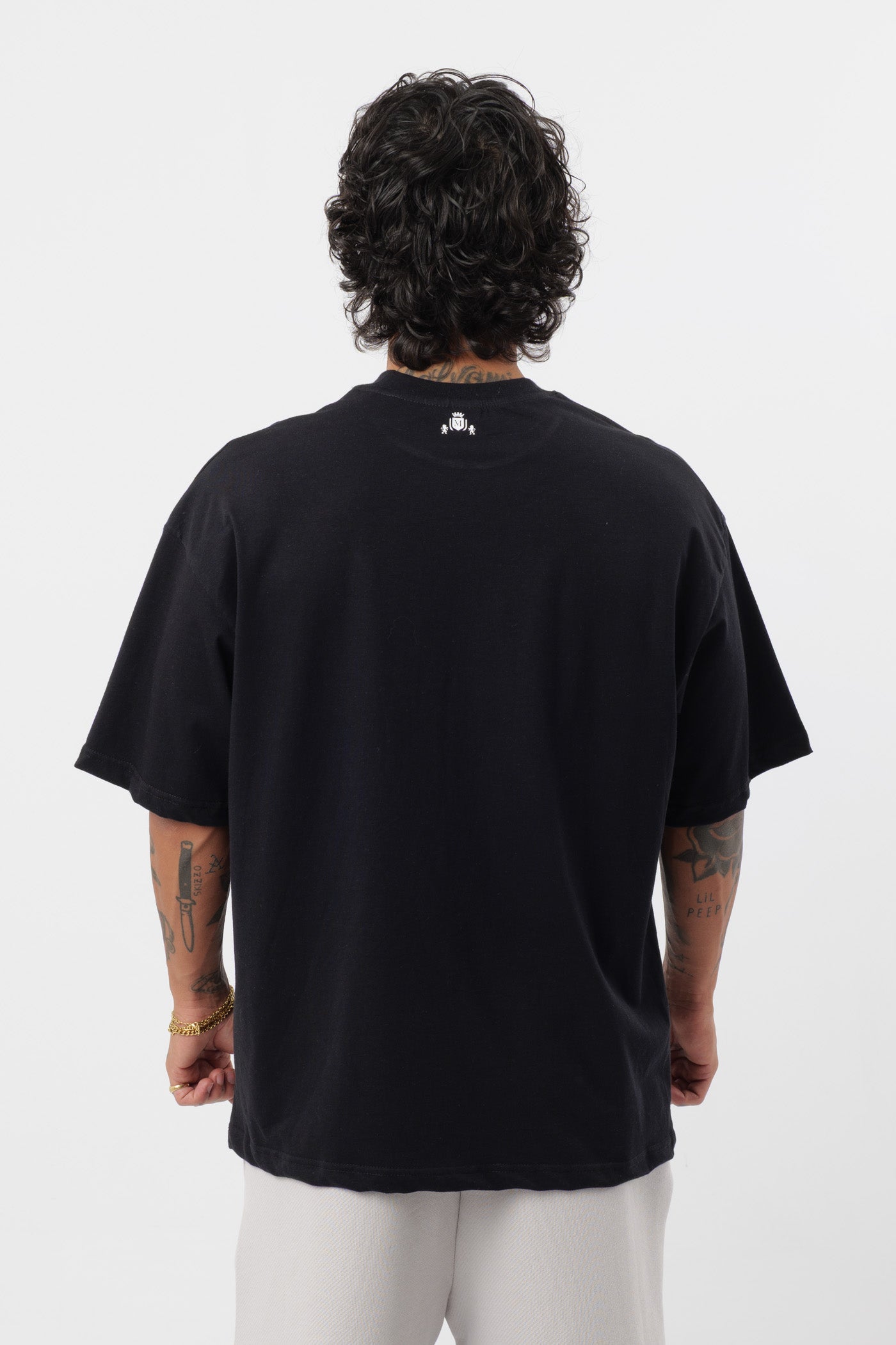 Camiseta 19" Maison Negra