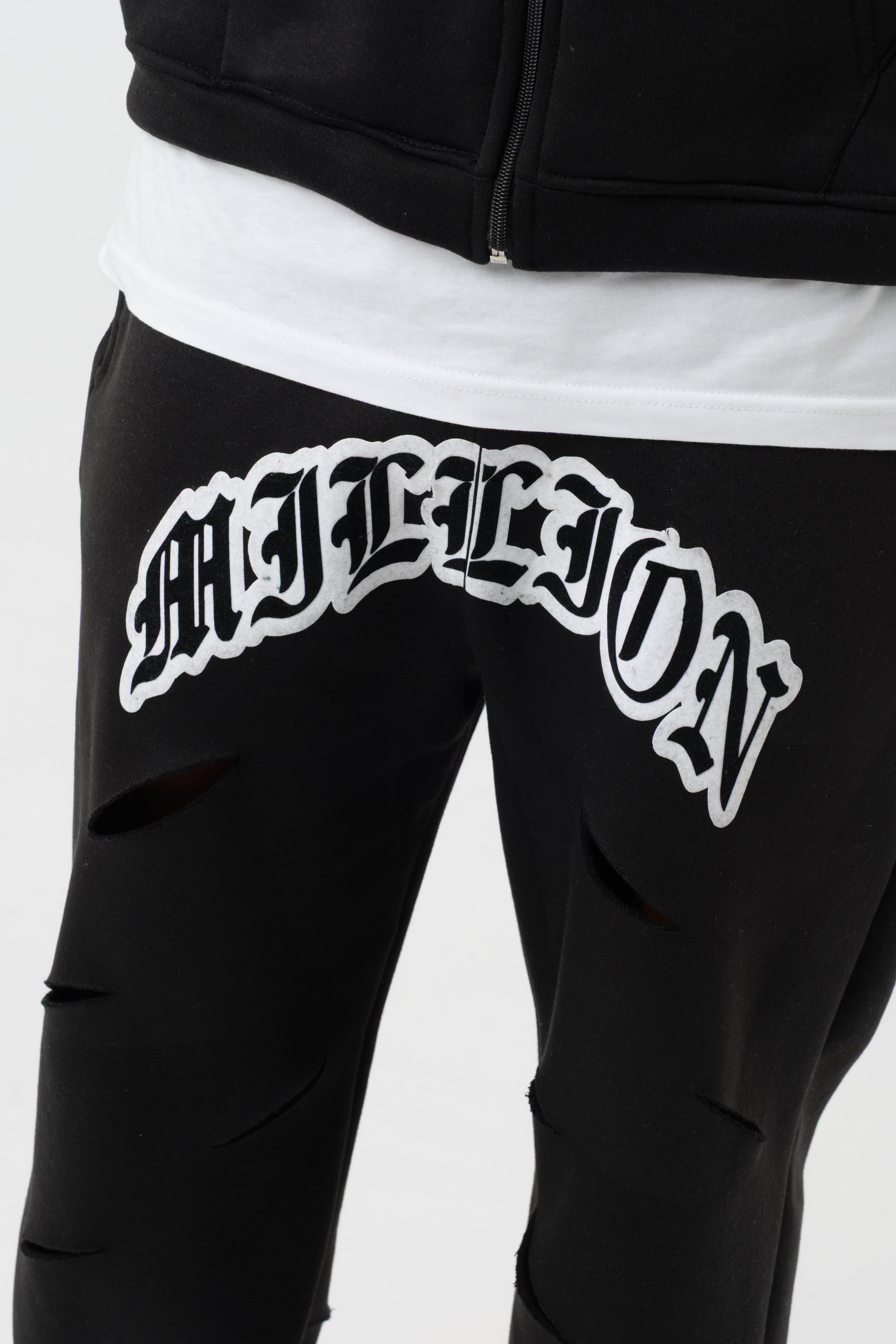 Tracksuit Broken Black